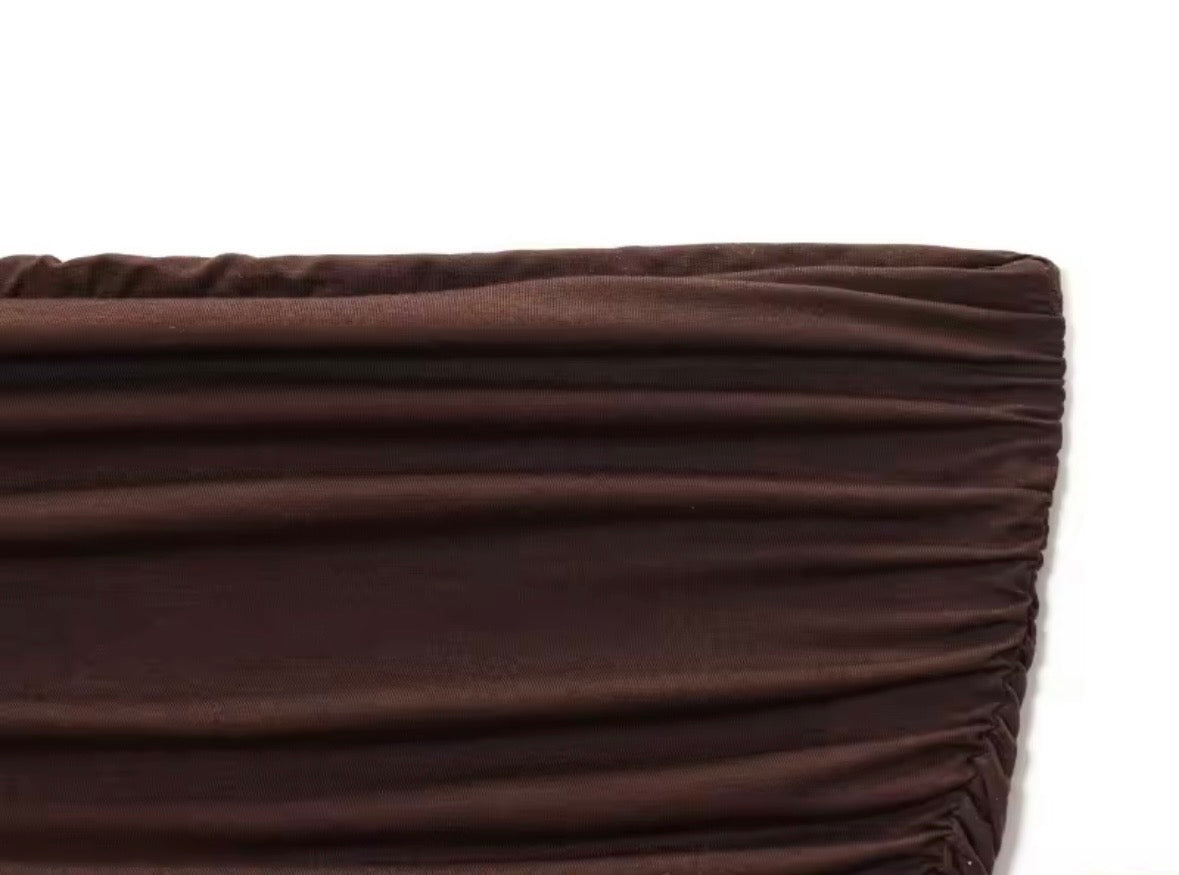 Schulterfreies Maxi-Kleid in Schokobraun