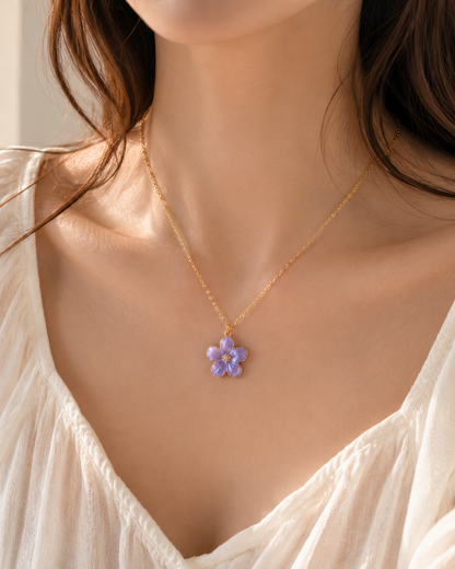 Blumen Halskette Gold – Rosa Blüten Anhänger | Elegante Damenkette