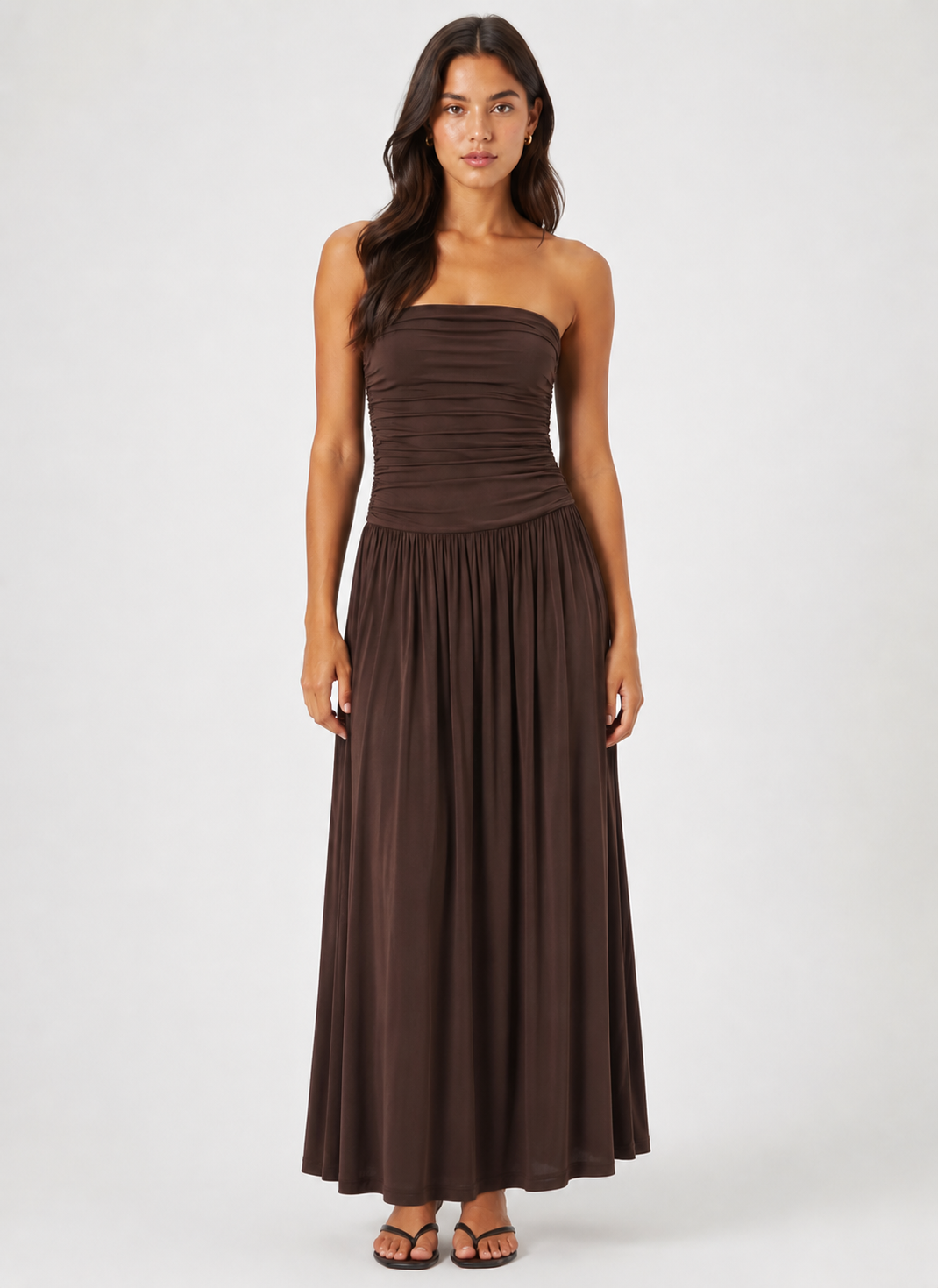 Schulterfreies Maxi-Kleid in Schokobraun