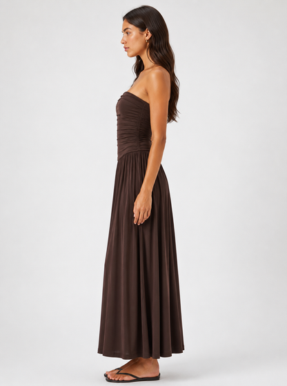 Schulterfreies Maxi-Kleid in Schokobraun
