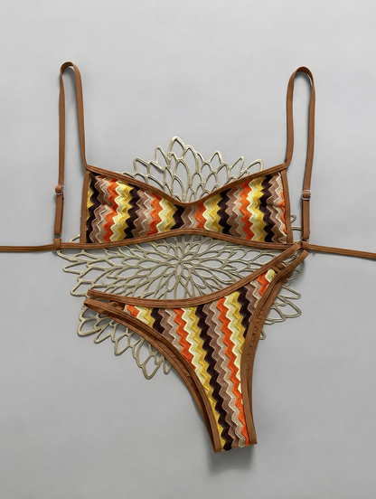 Schwarzes Zigzag Bikini Set – 4 Farben verfügbar