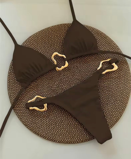 Triangle Bikini mit Gold-Details- in 6 Farben