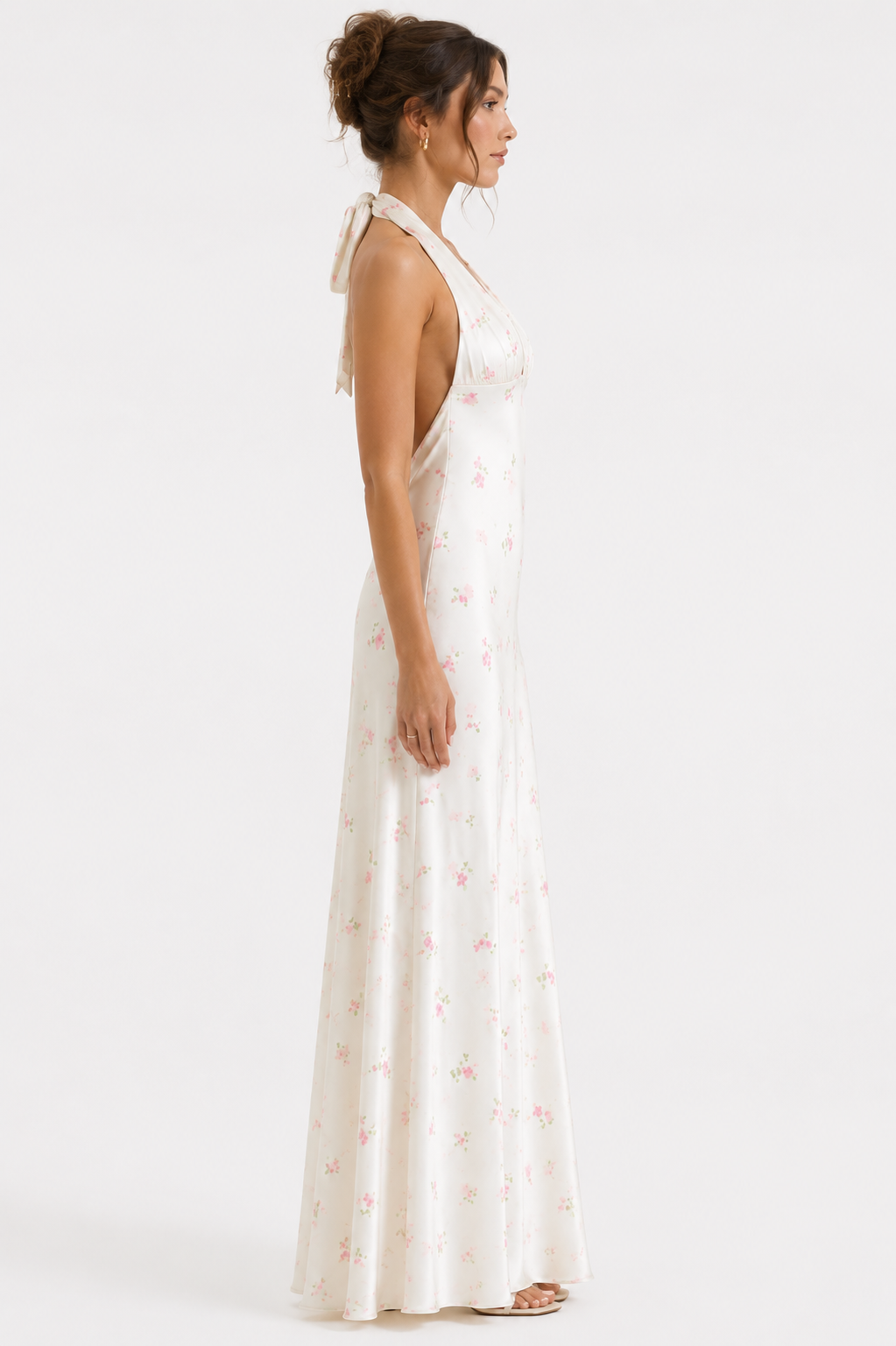 Weißes Maxikleid mit zartem Blumenprint