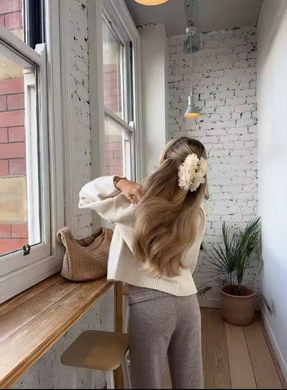 Kuschelige Strickjacke in Beige