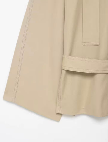 Oversize-Jacke in beige mit Taillengürtel