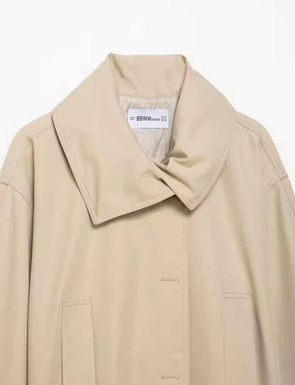 Oversize-Jacke in beige mit Taillengürtel