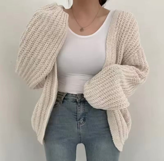 Oversize Strick-Cardigan in Creme