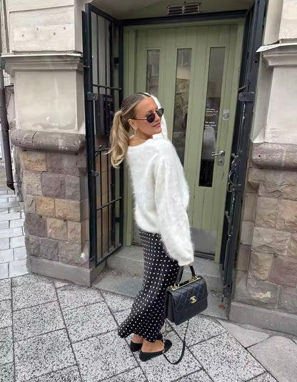 Weißer Offshoulder Pullover