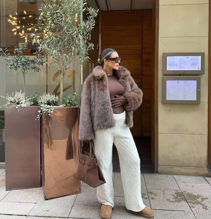 Pelz-Mantel in Braun