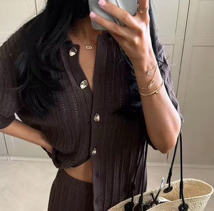 Zweiteiliges Plissee-Set in Braun