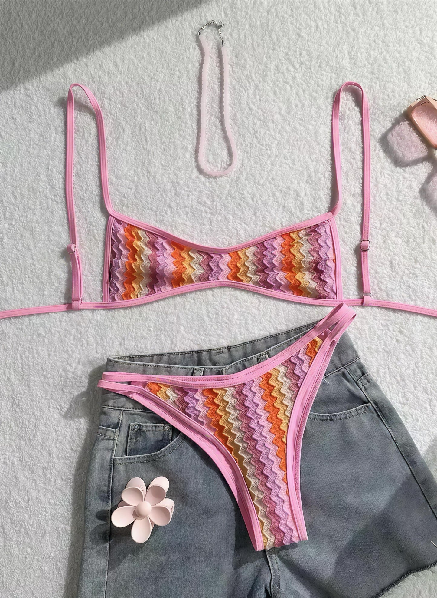 Schwarzes Zigzag Bikini Set – 4 Farben verfügbar